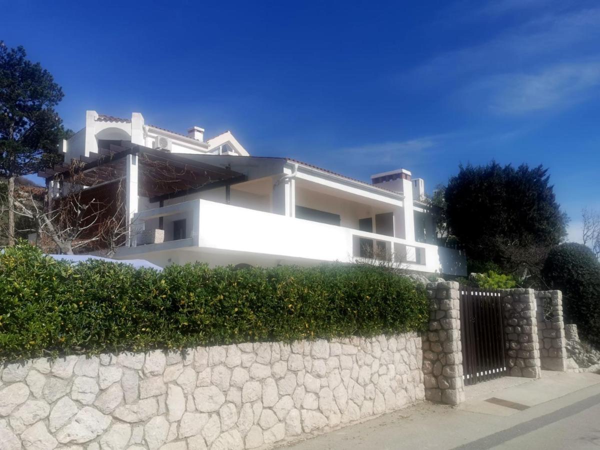 Apartment Zvijezda บัชกา ภายนอก รูปภาพ
